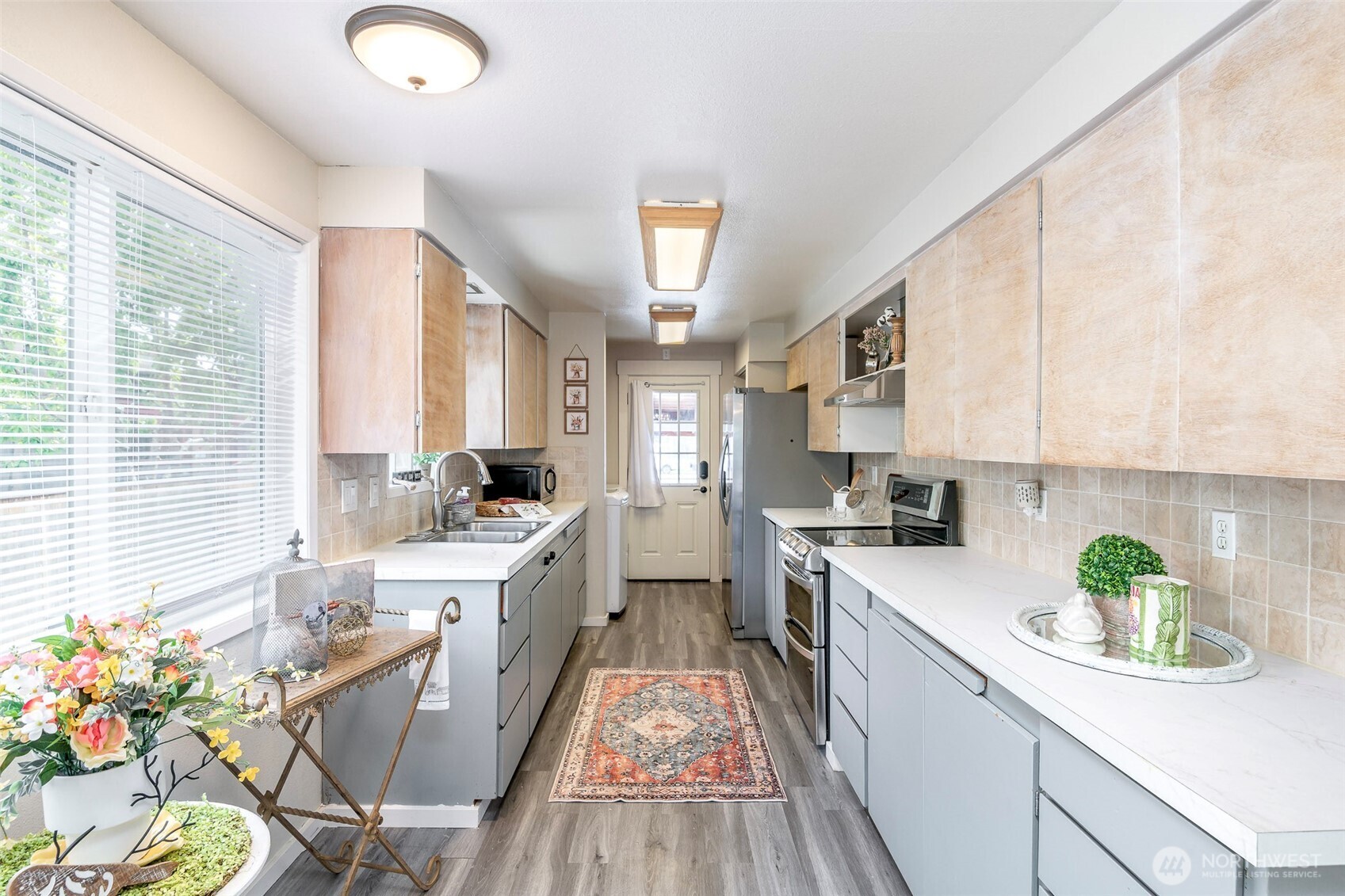 1329 Porter Street