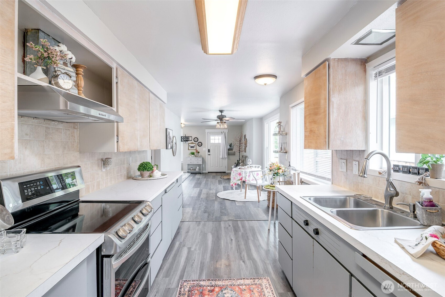 1329 Porter Street