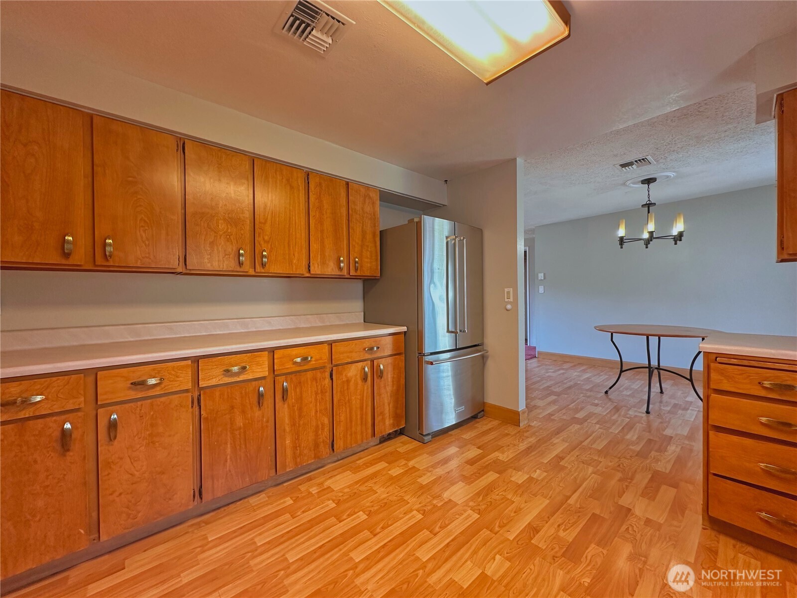 1113 River Drive