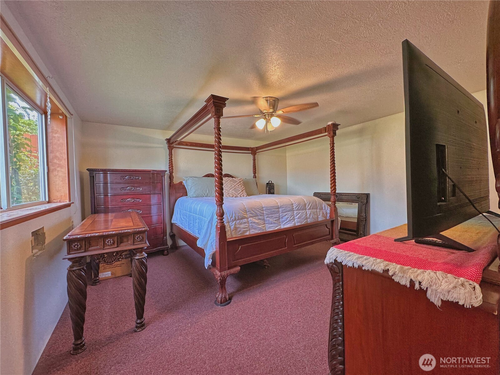 1113 River Drive
