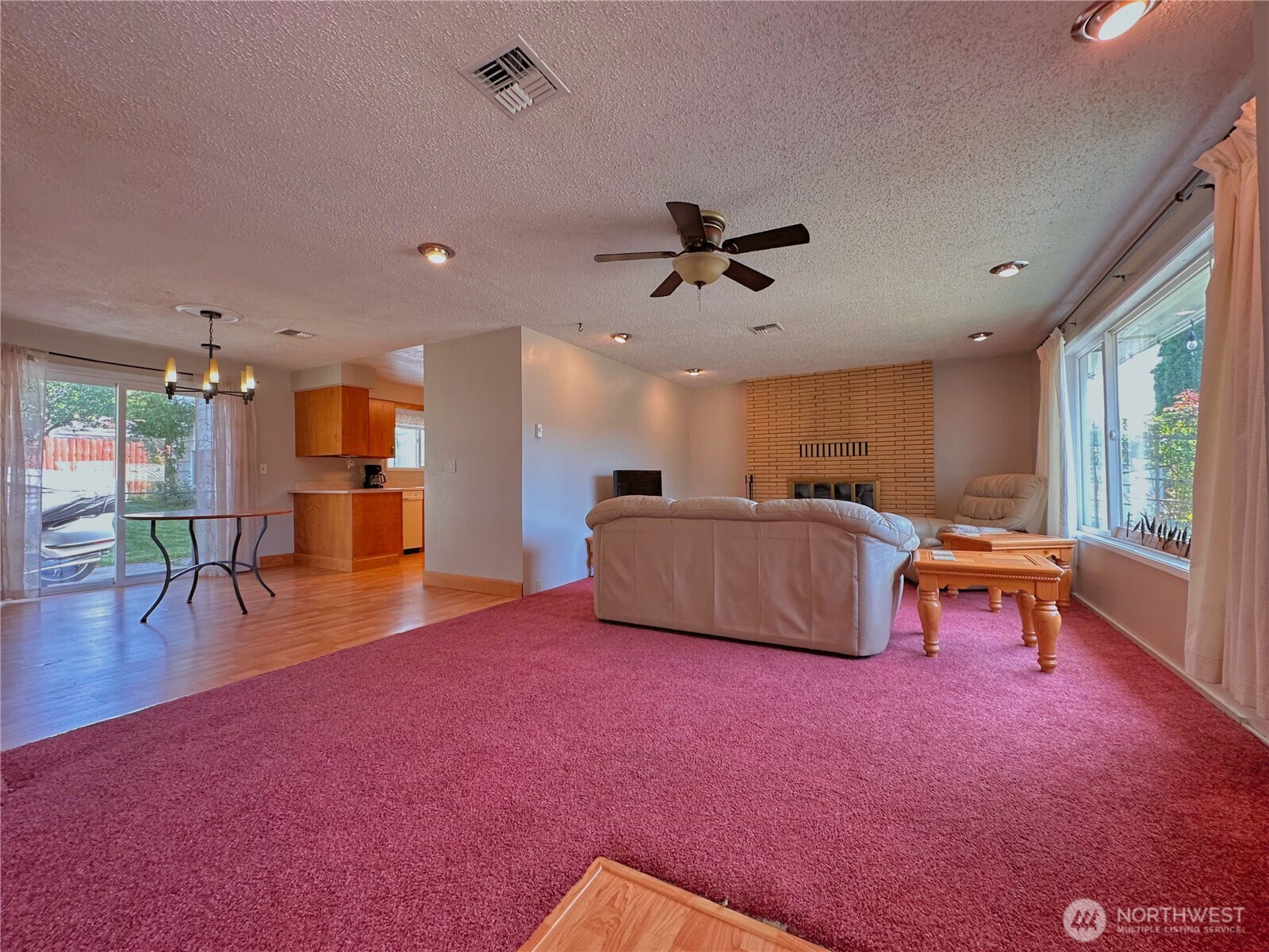 1113 River Drive