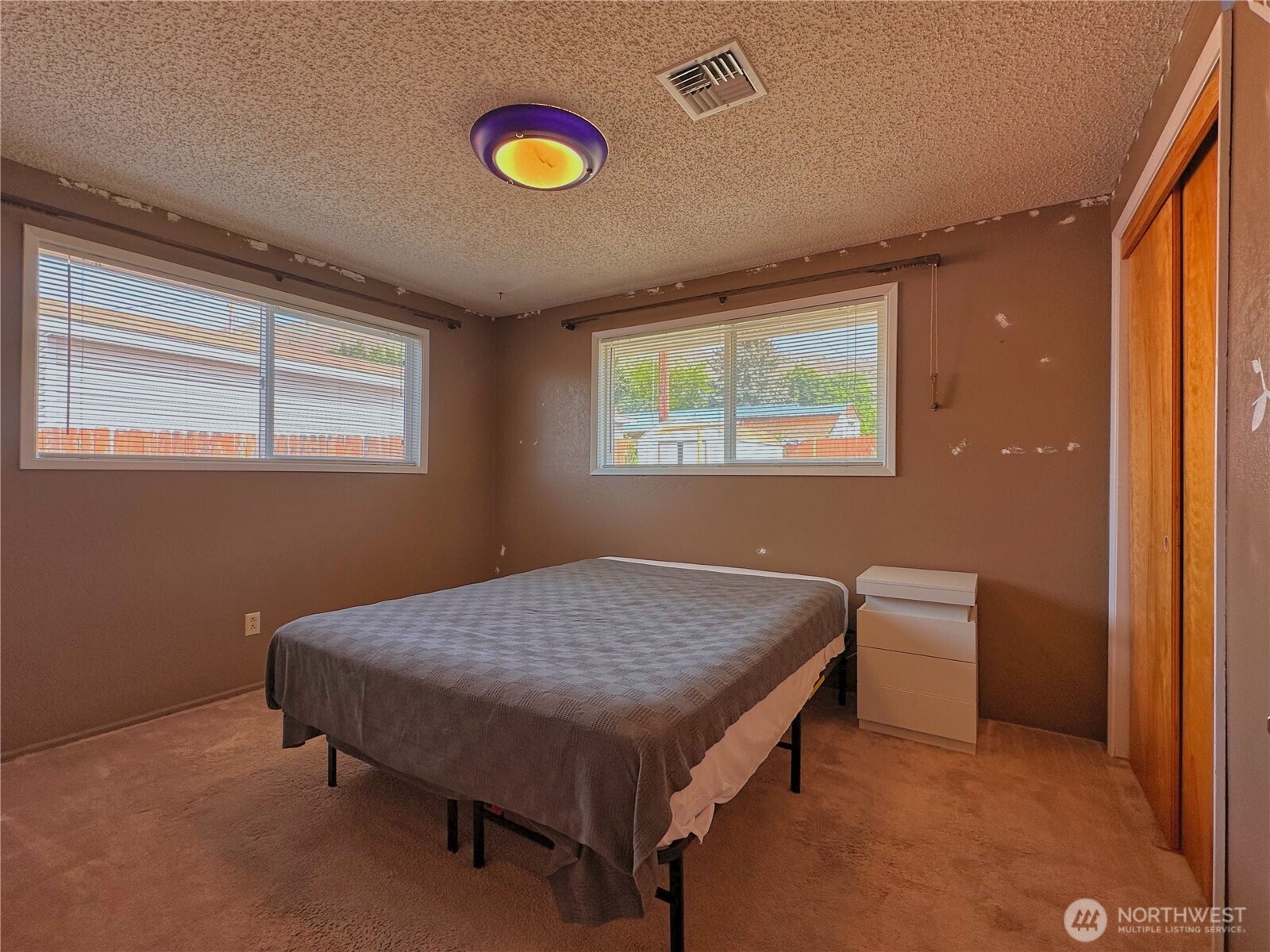 1113 River Drive