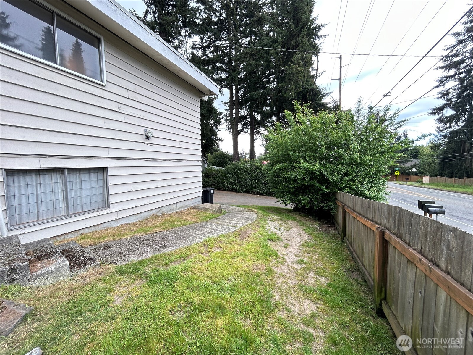11718 5th Avenue NE