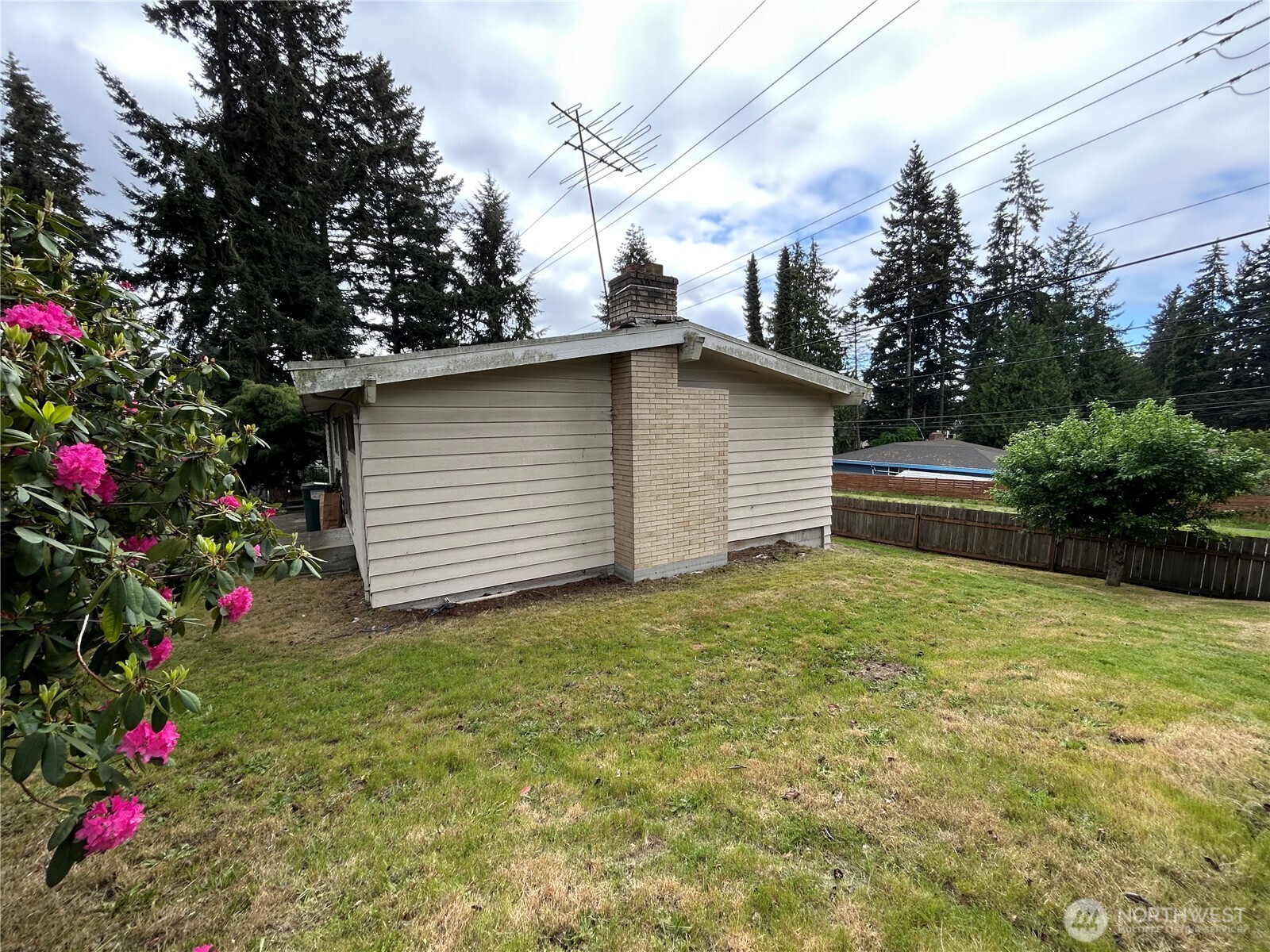 11718 5th Avenue NE