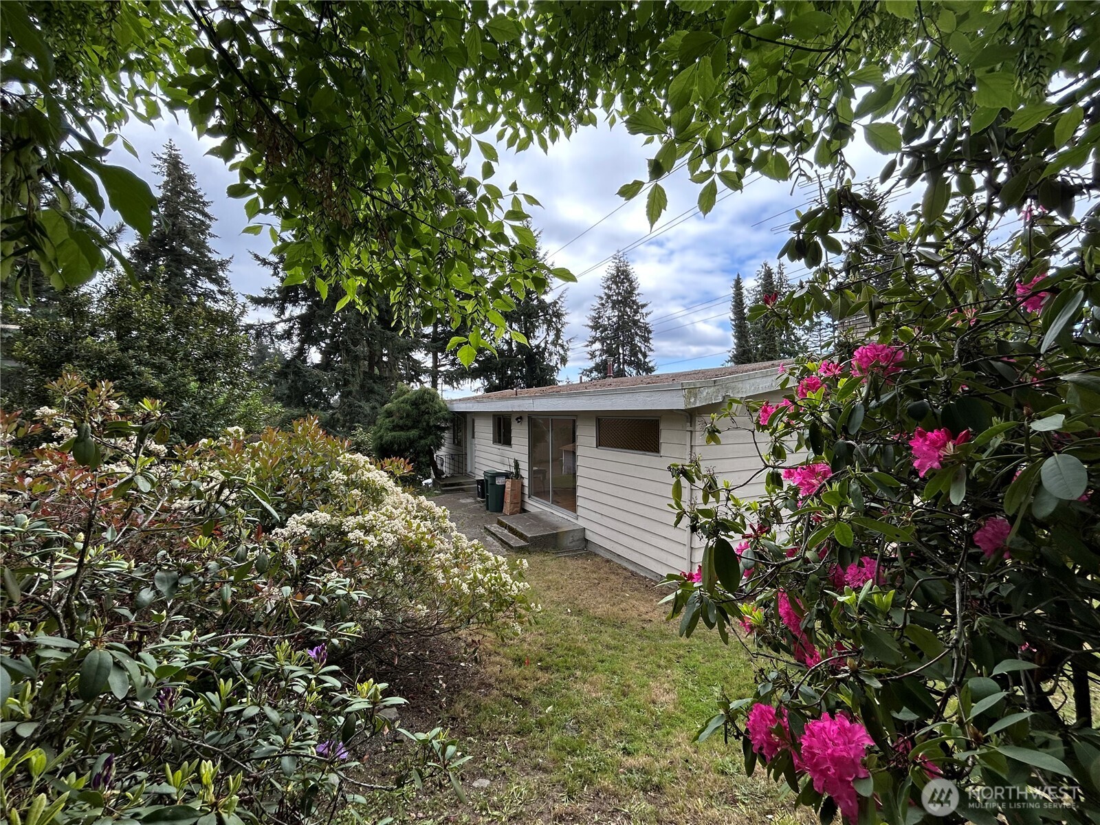 11718 5th Avenue NE