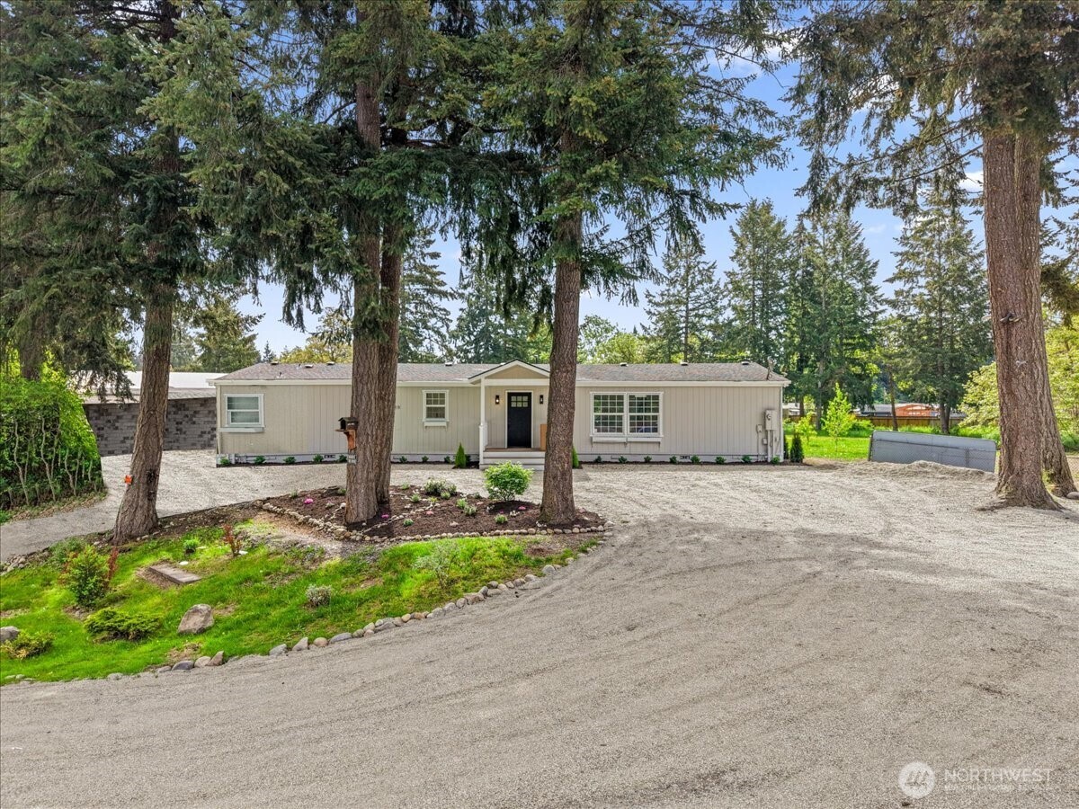 3116 252nd Street E