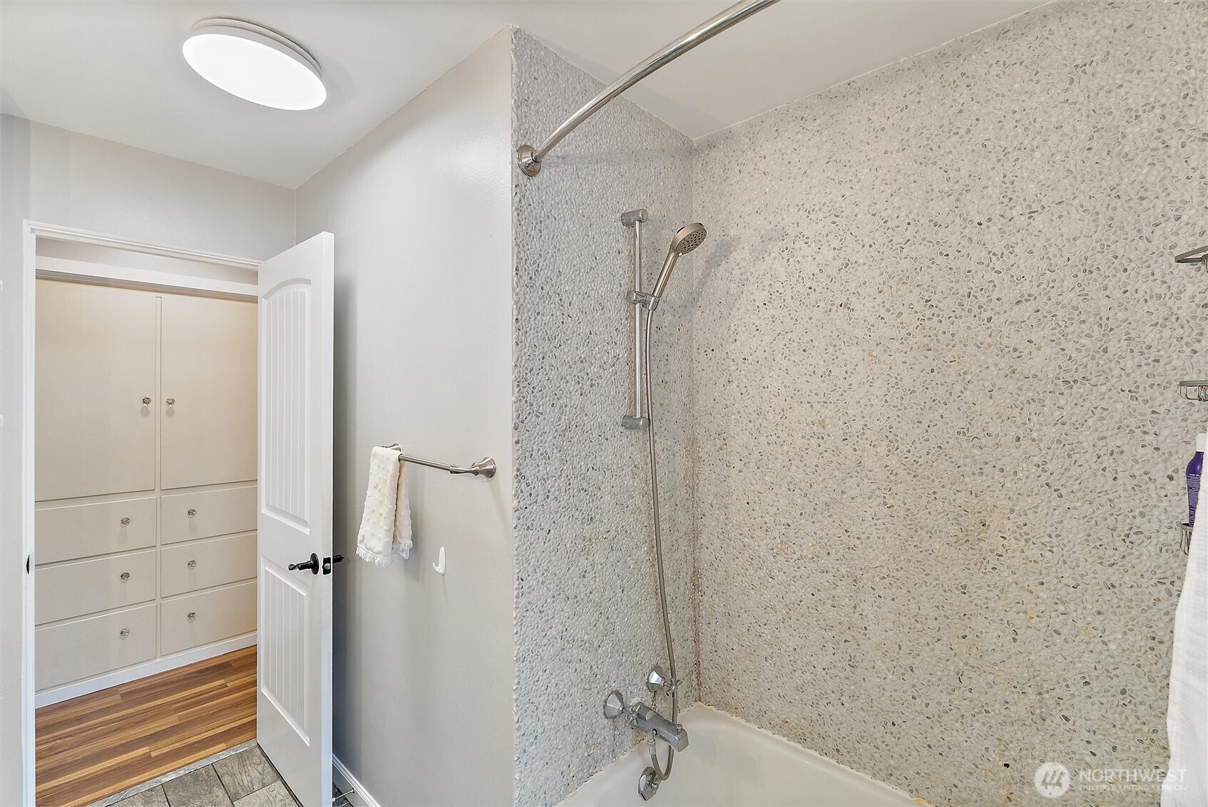 8101 274th Street NW