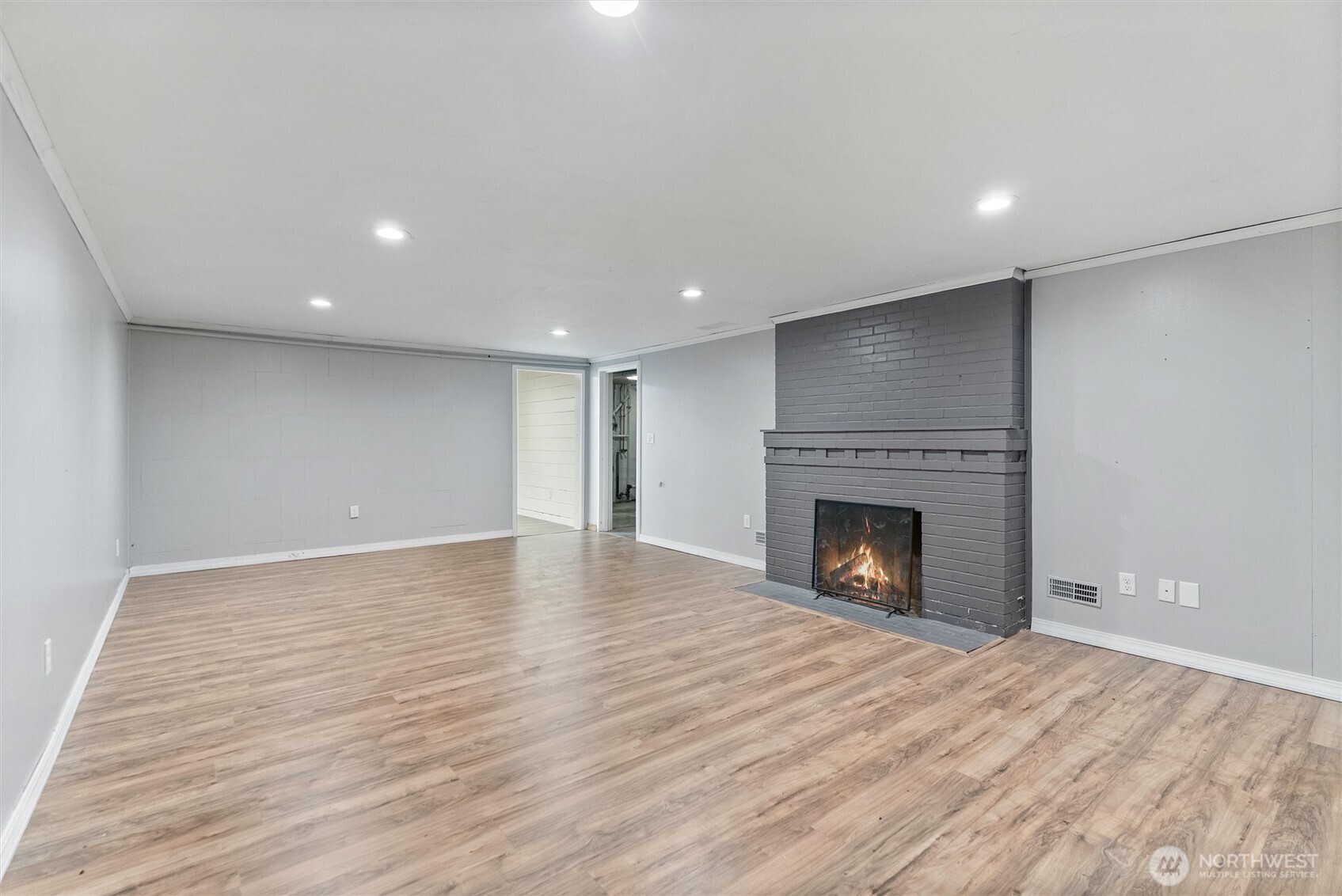 8101 274th Street NW