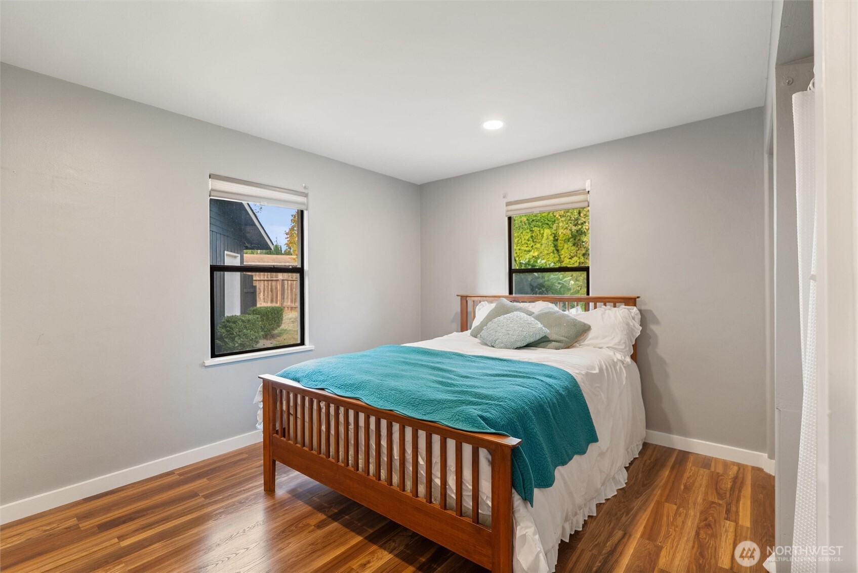 8101 274th Street NW