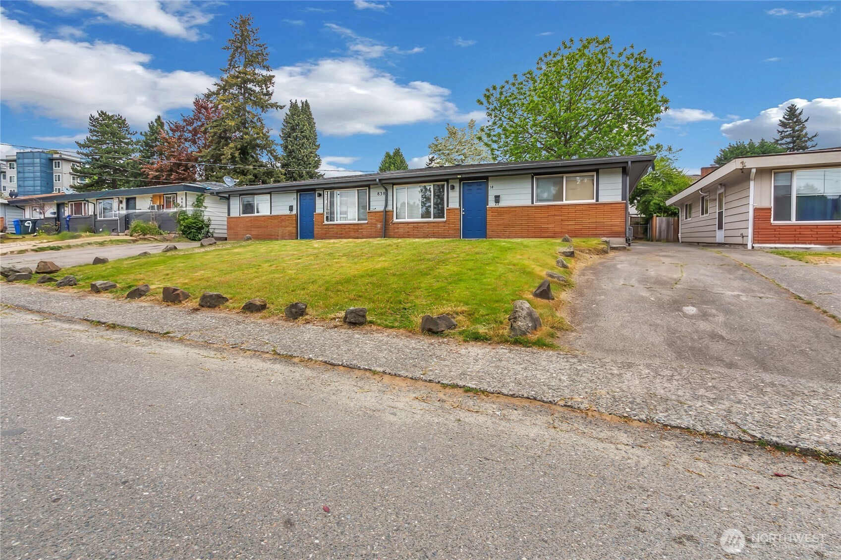 838 Harrington Avenue NE