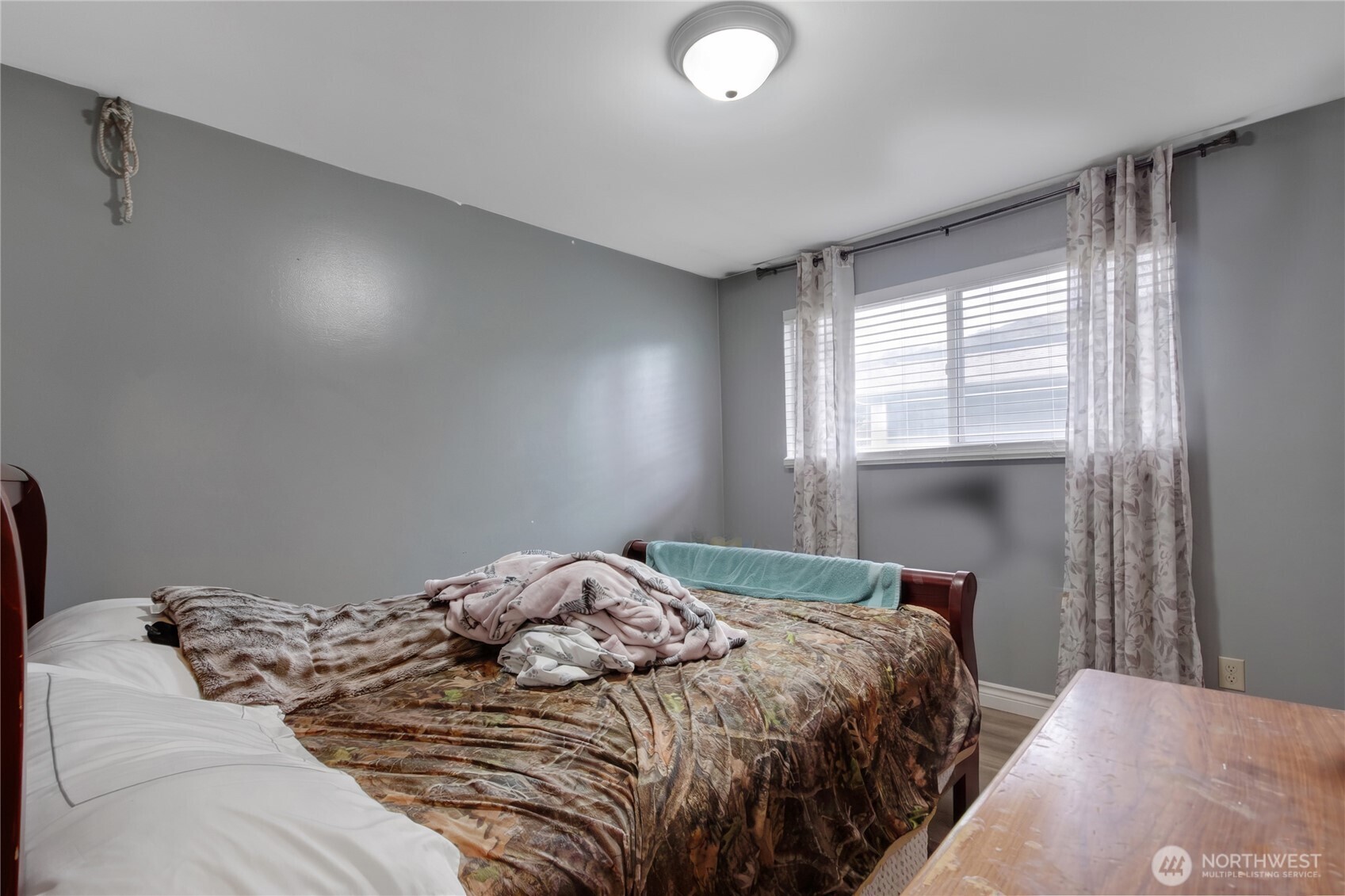 838 Harrington Avenue NE