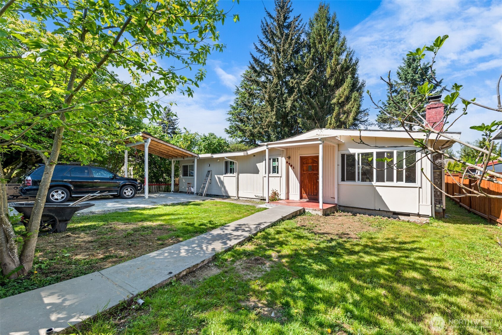 13721 37th Avenue NE