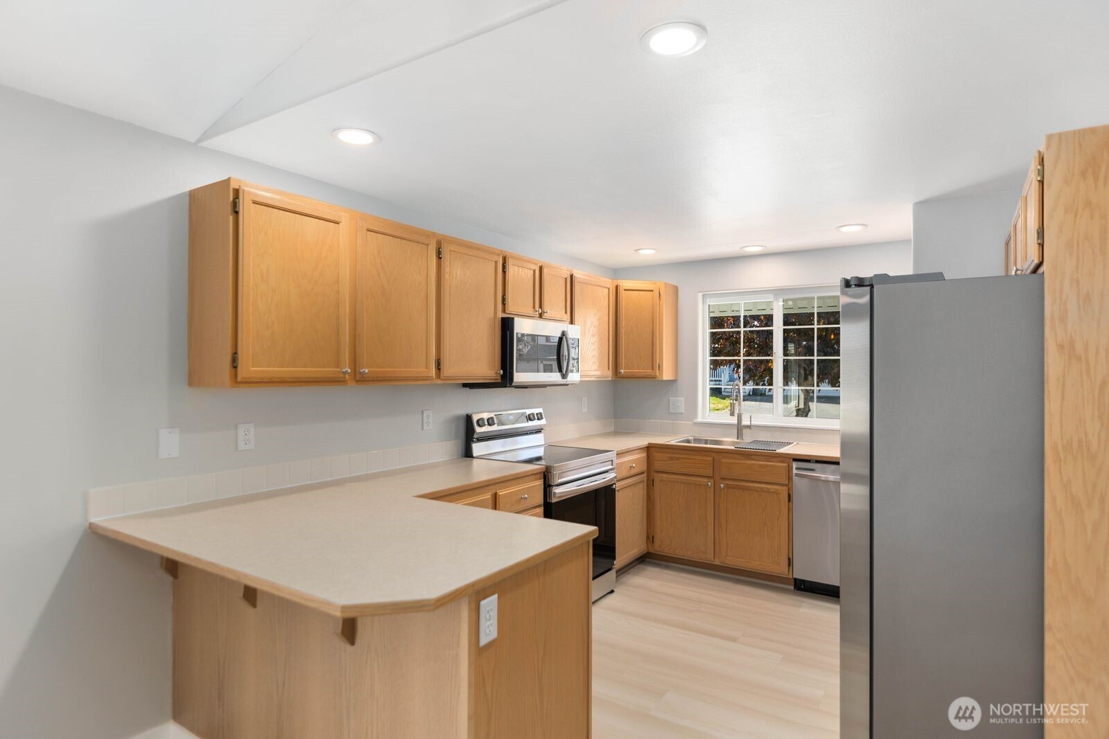 8127 Valley View Drive
