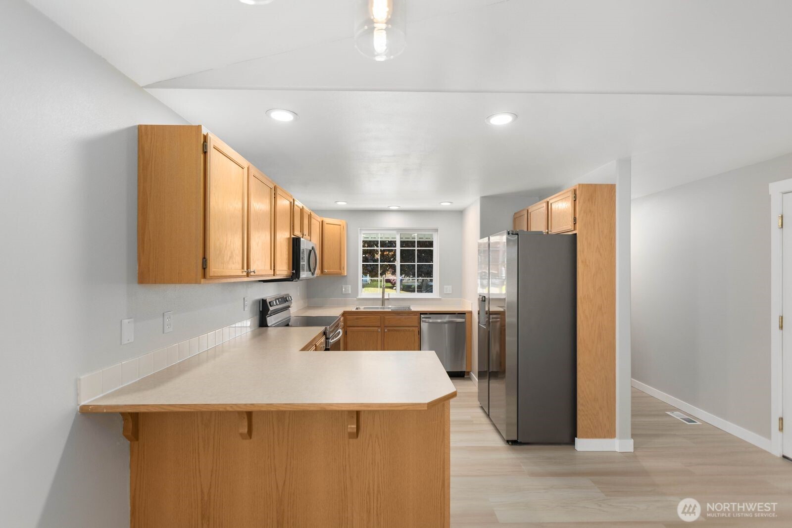 8127 Valley View Drive