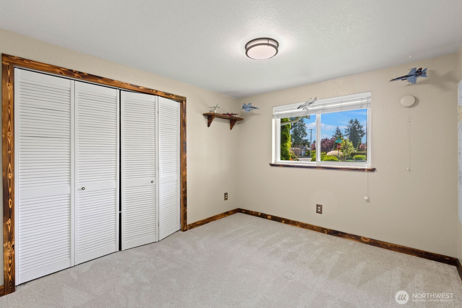 7001 62nd Drive NE