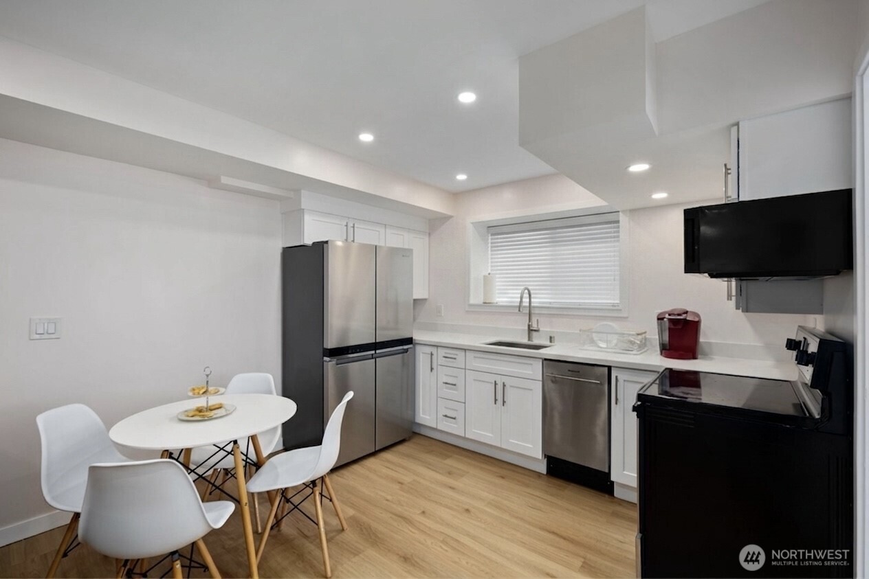 826 S 200th Street