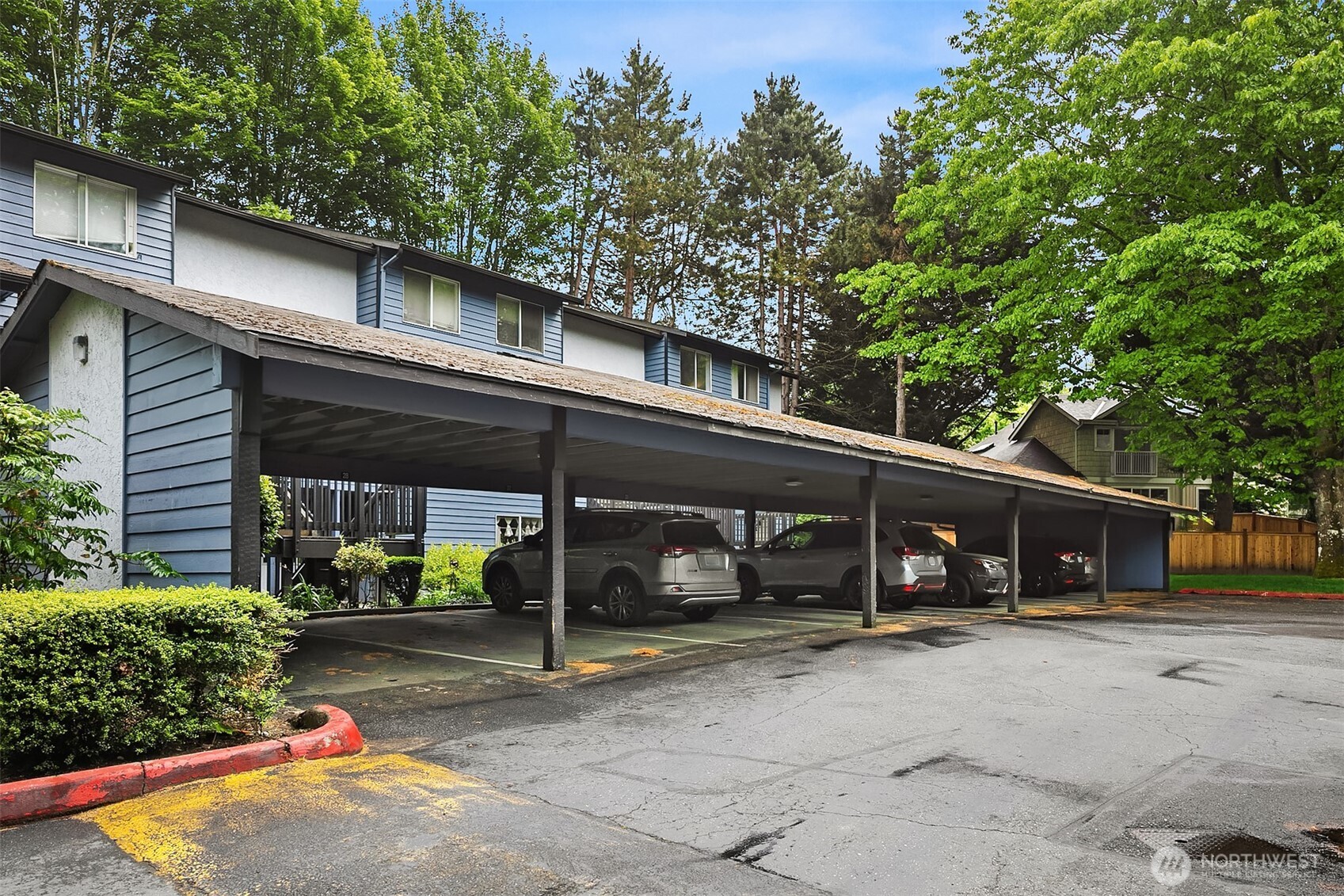 170 Newport Way NW Unit: D31