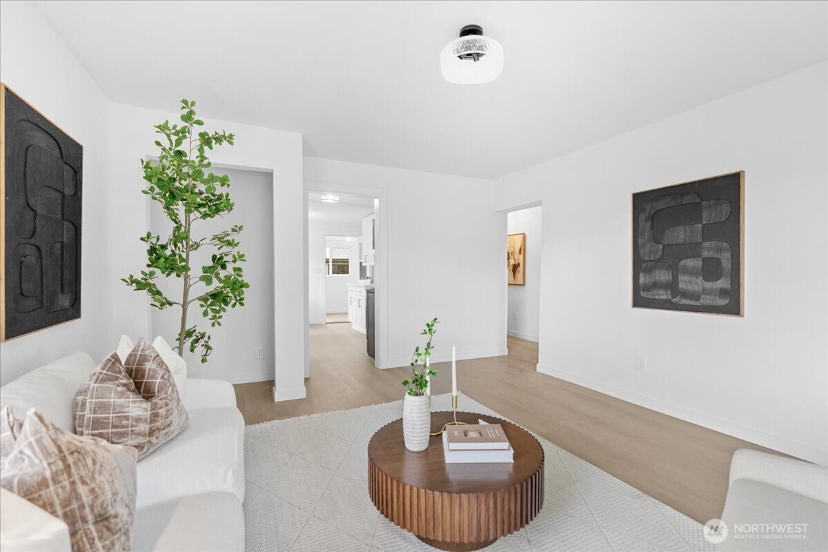 810 Veneta Avenue