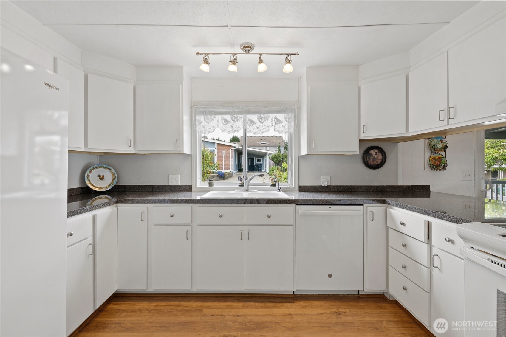 2500 Alder Street Unit: 28