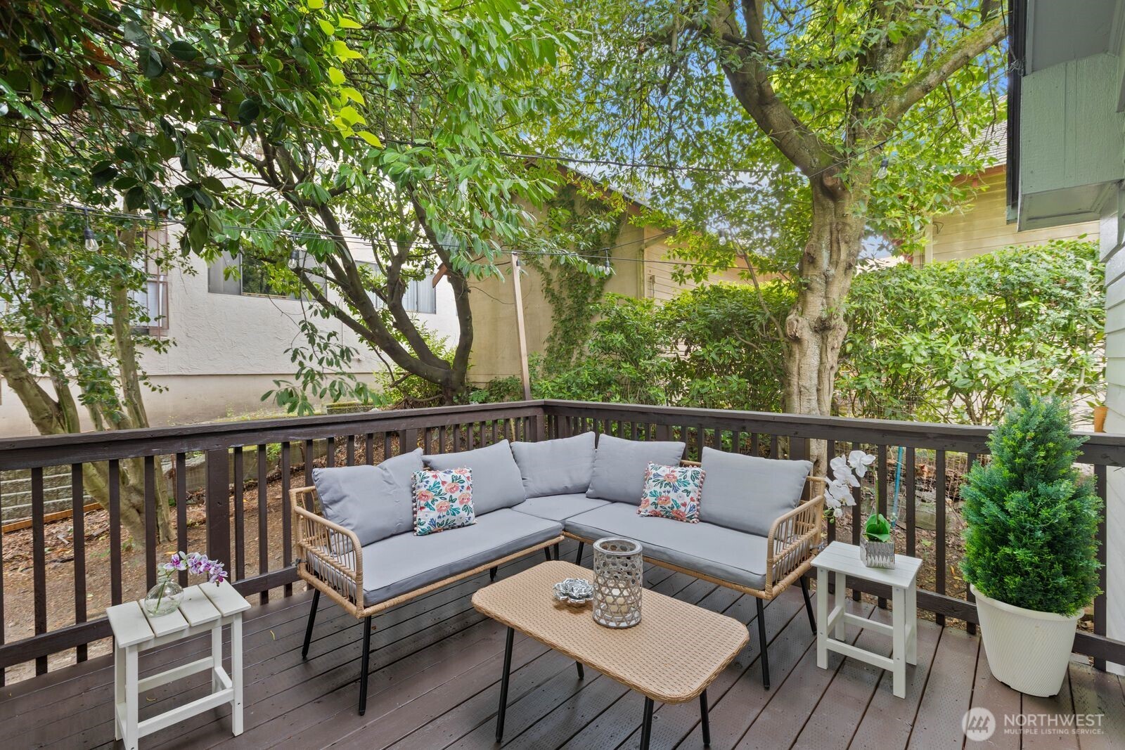 818 N 10th Street