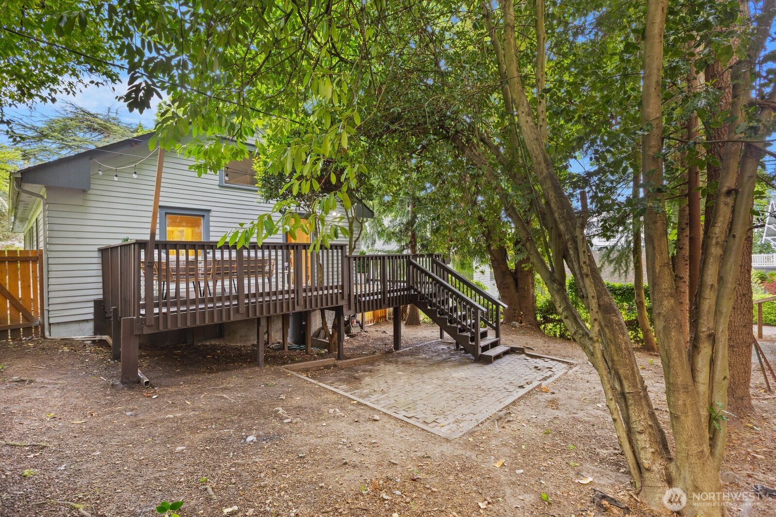 818 N 10th Street