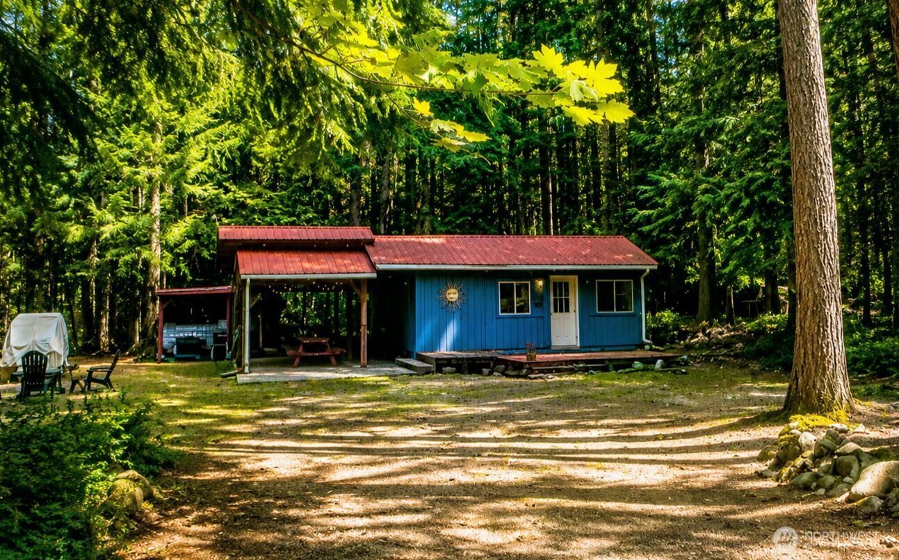 120 N Wynoochee Drive