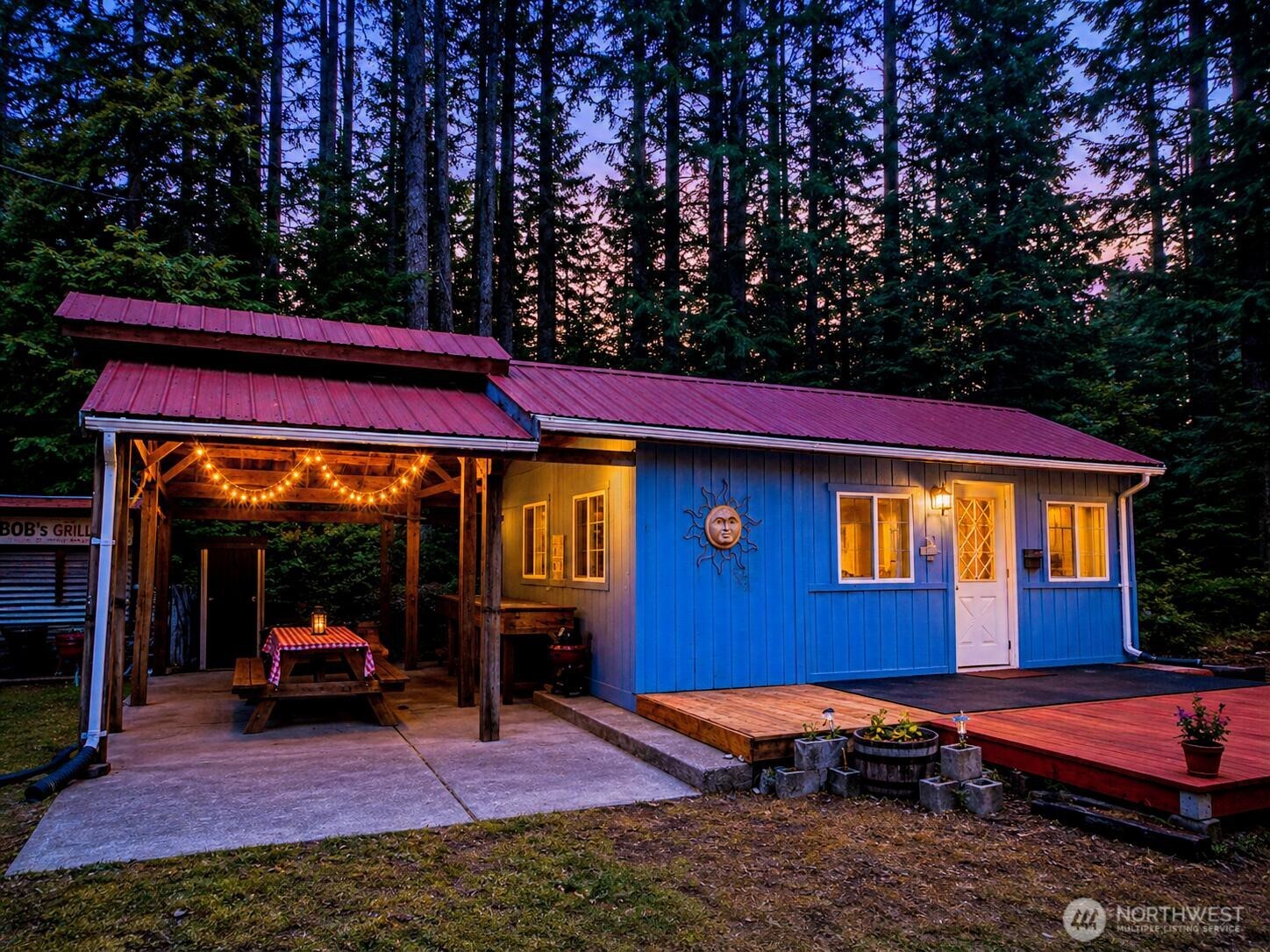 120 N Wynoochee Drive