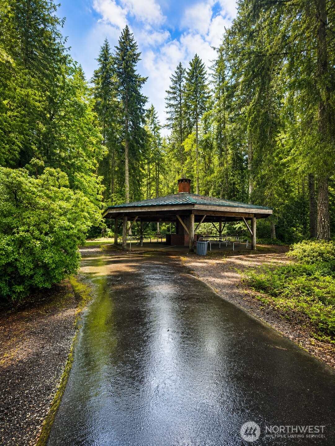 120 N Wynoochee Drive