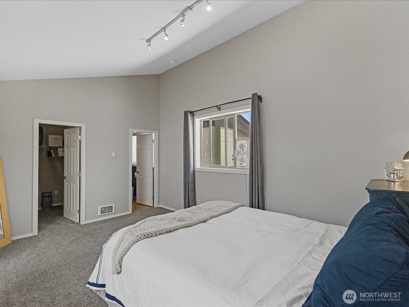 14300 32nd Avenue NE Unit: 408