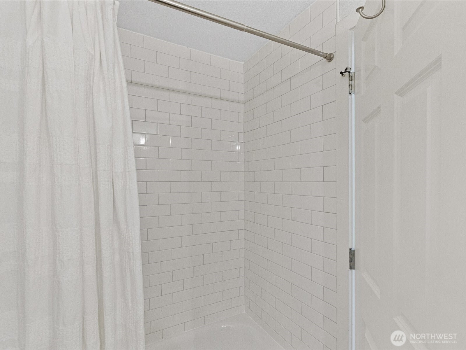 14300 32nd Avenue NE Unit: 408