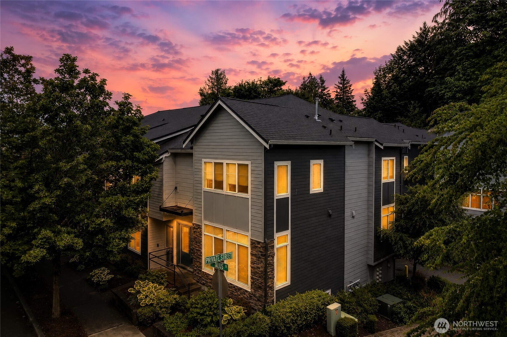 2129 NW Tulus Dr