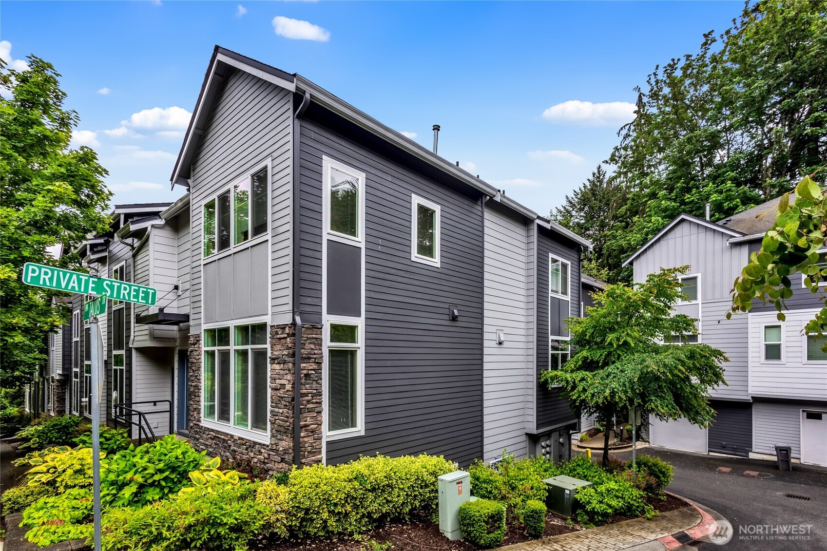 2129 NW Tulus Dr