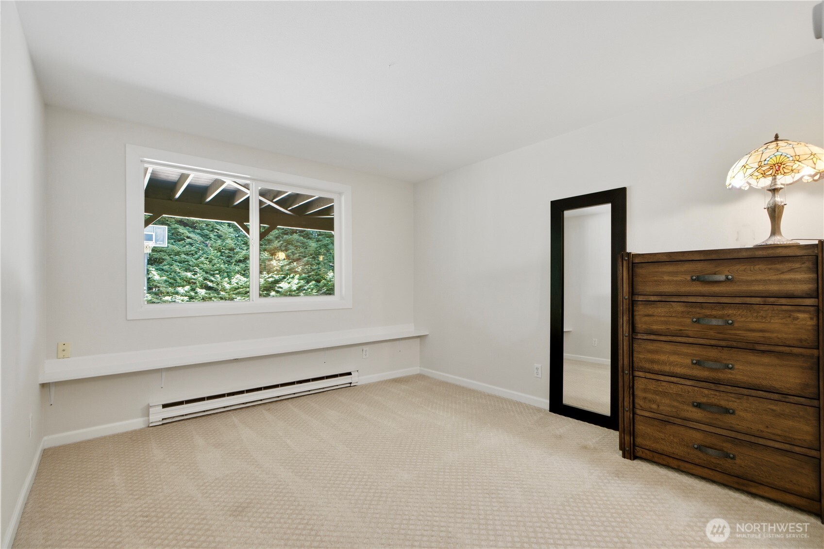 10606 NE 19th Place