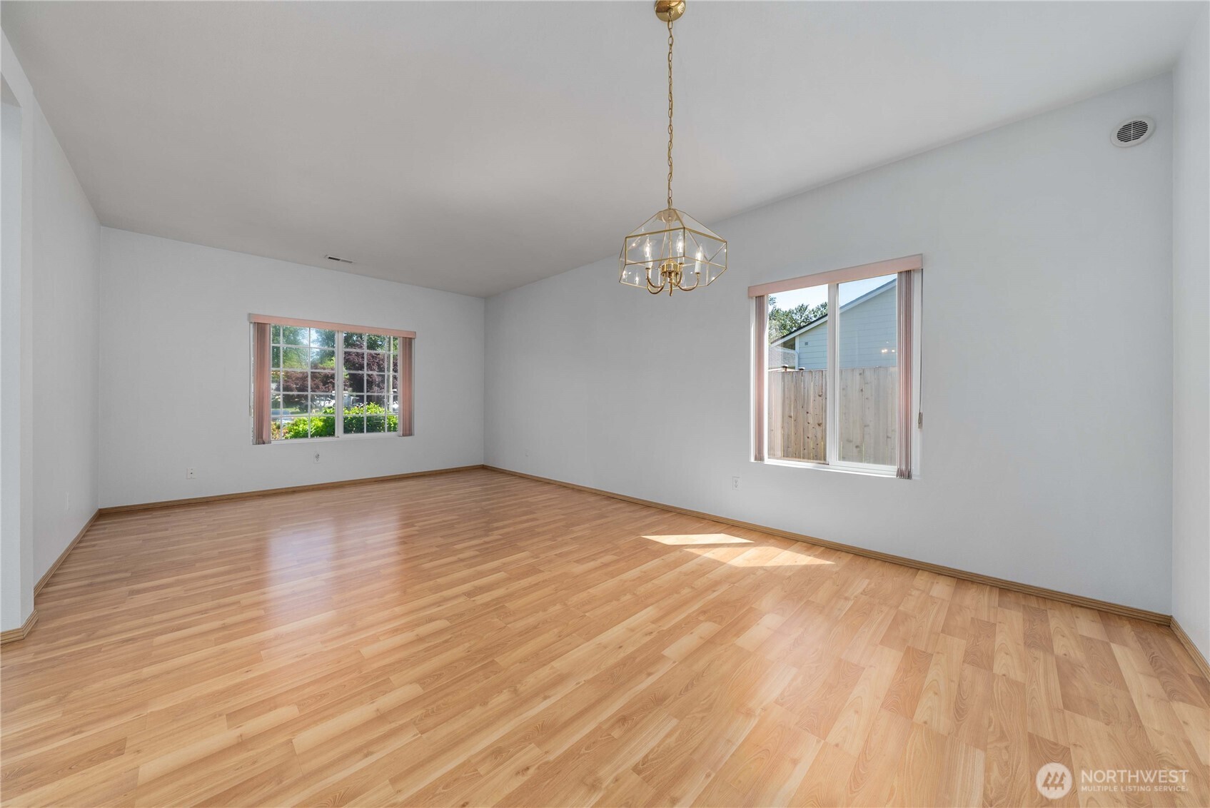 15020 148th Street E