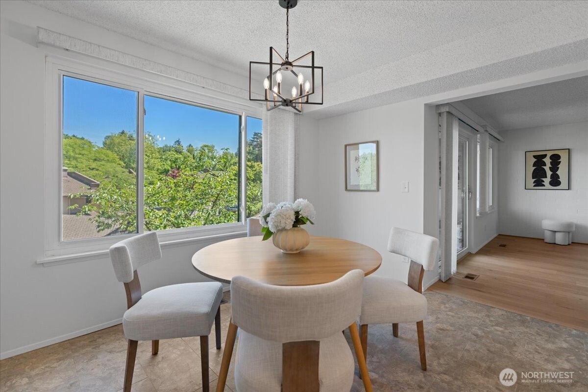 10823 Glen Acres Drive S Unit: B