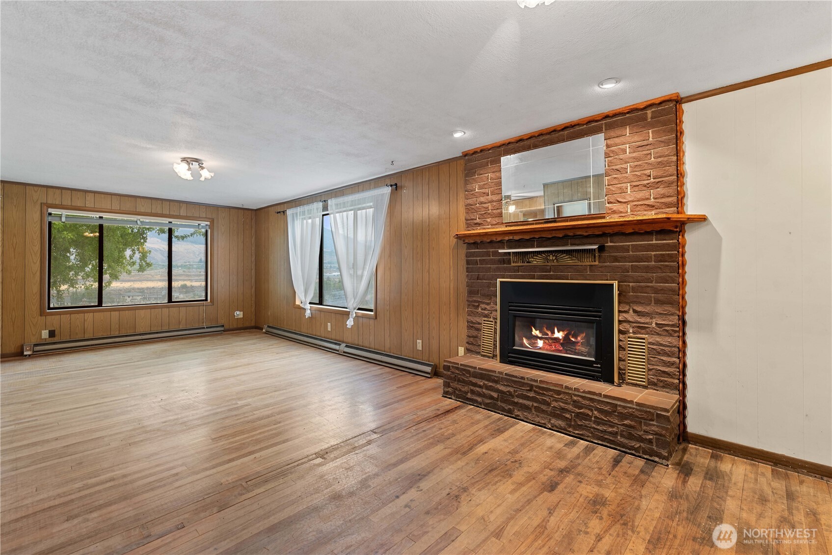 1550 Pear Lane
