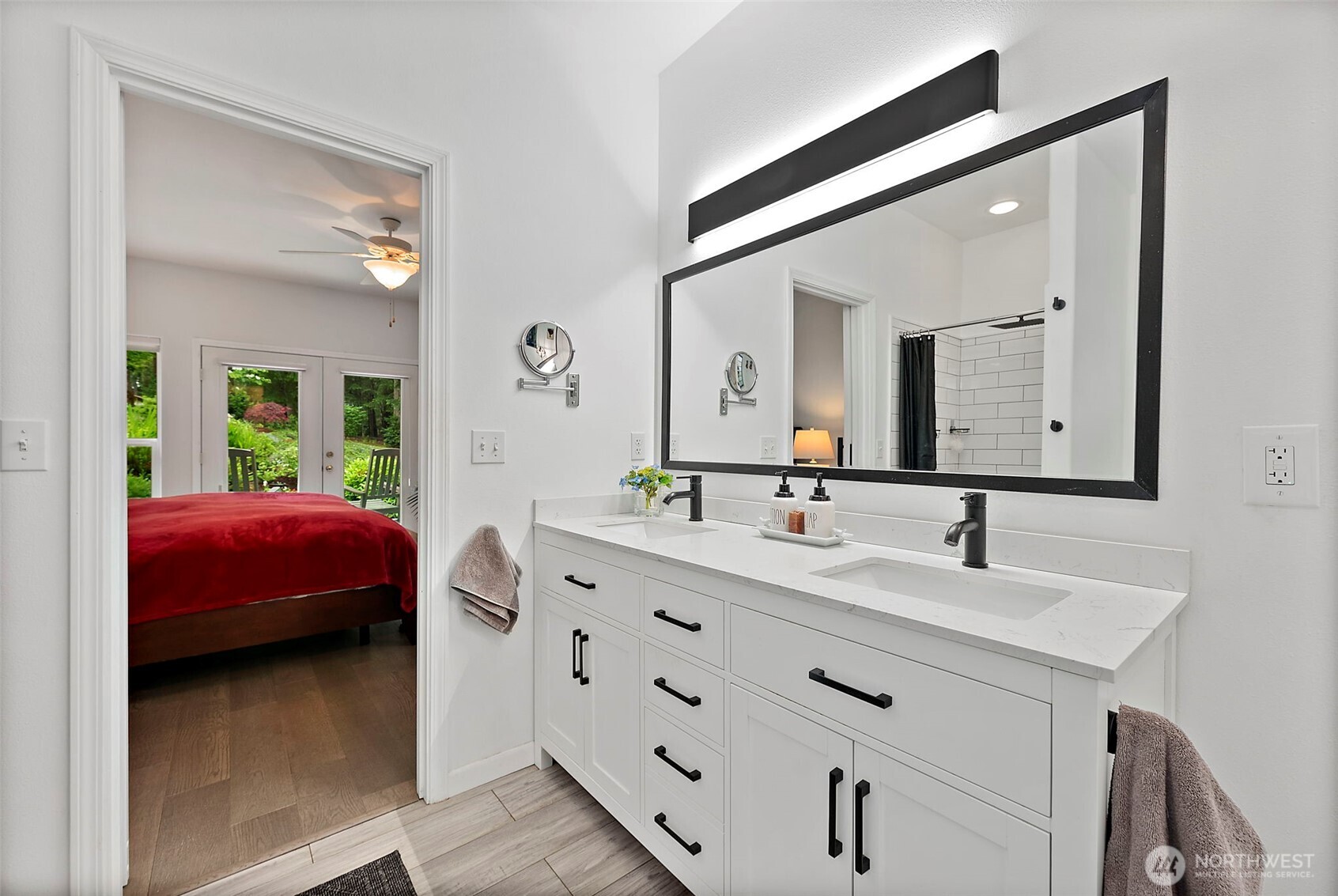 321 E Fairway Dr