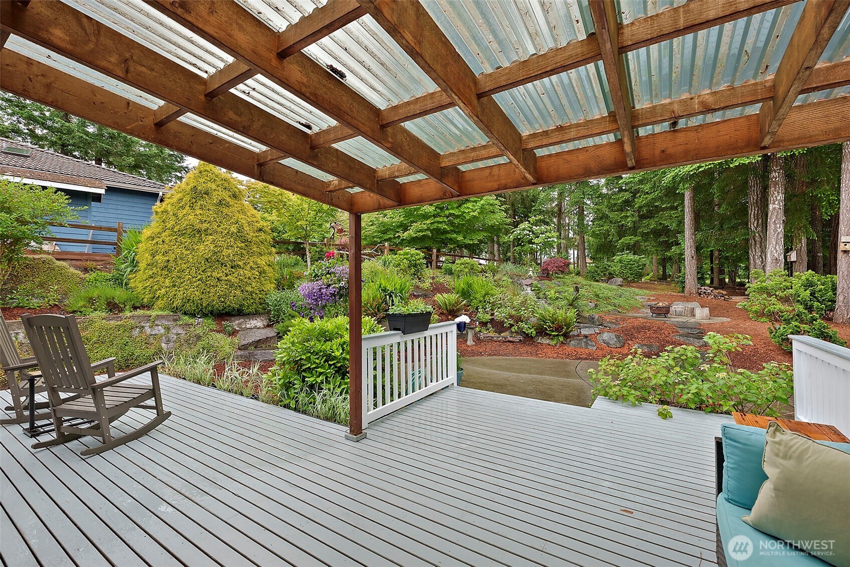 321 E Fairway Dr