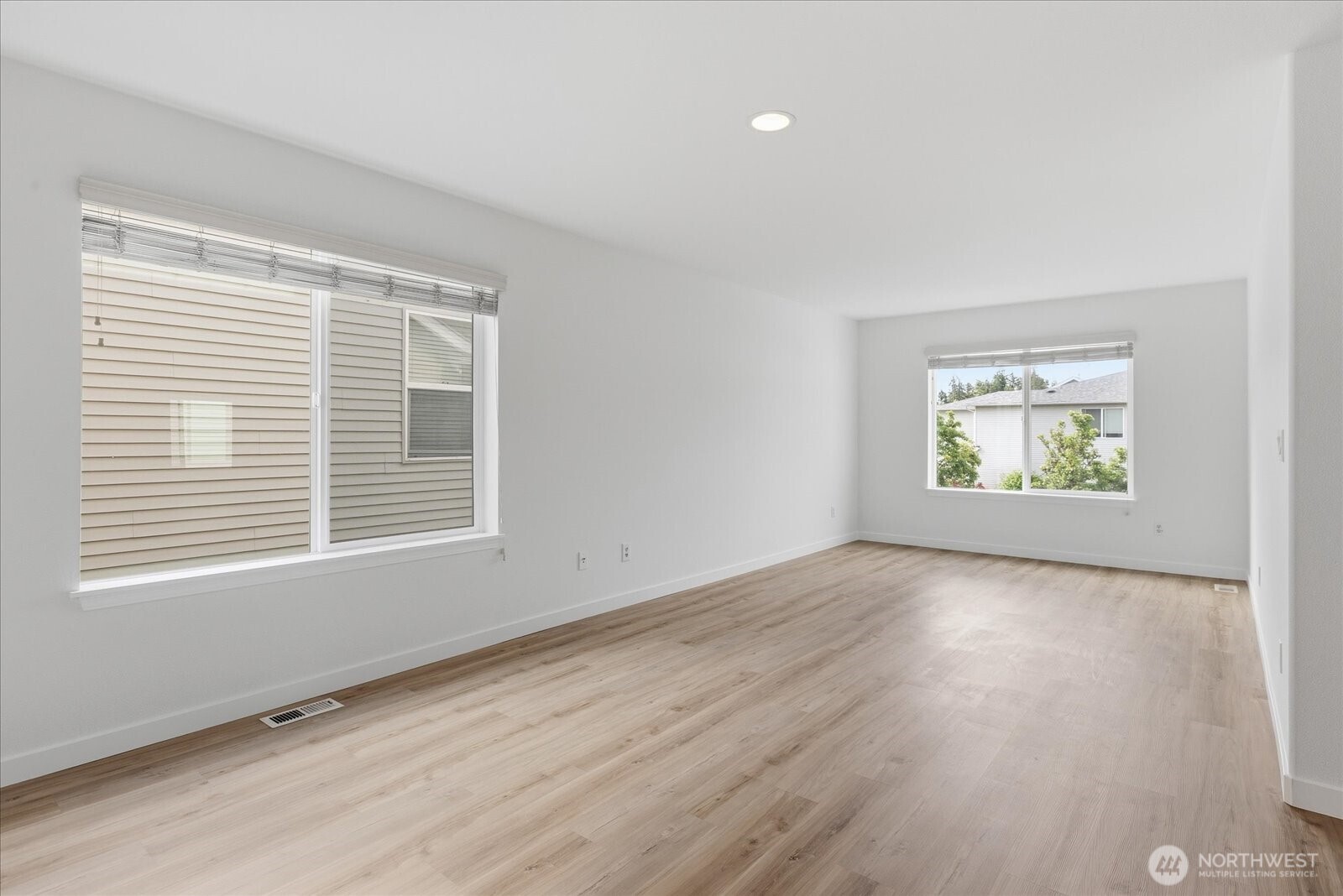3808 S 335th Place