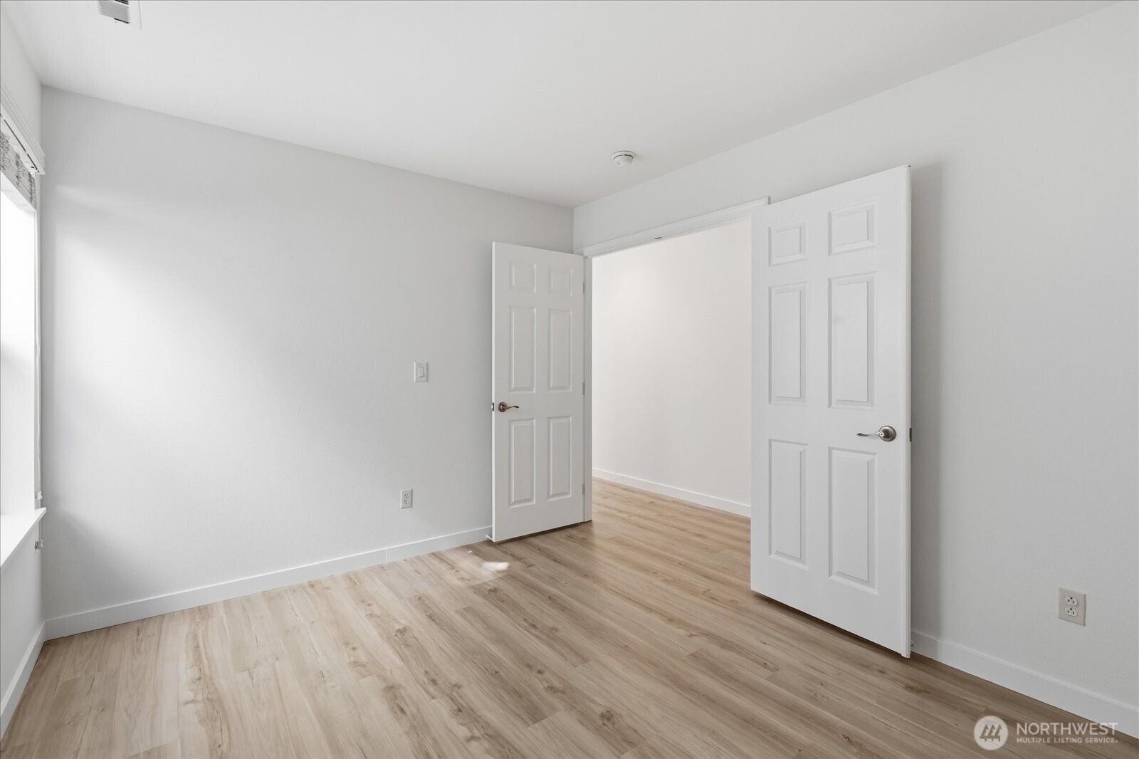 3808 S 335th Place