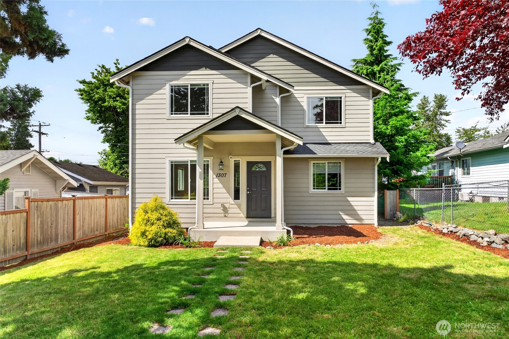 1307 E 67th