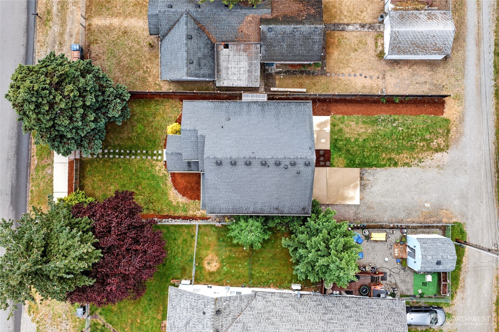 1307 E 67th
