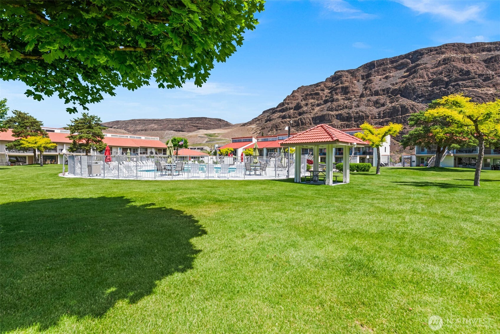8903 Crescent Bar Road Unit: 154