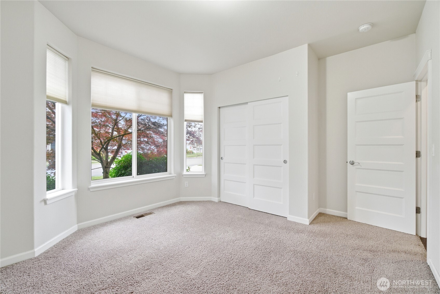 9639 6th Way SE