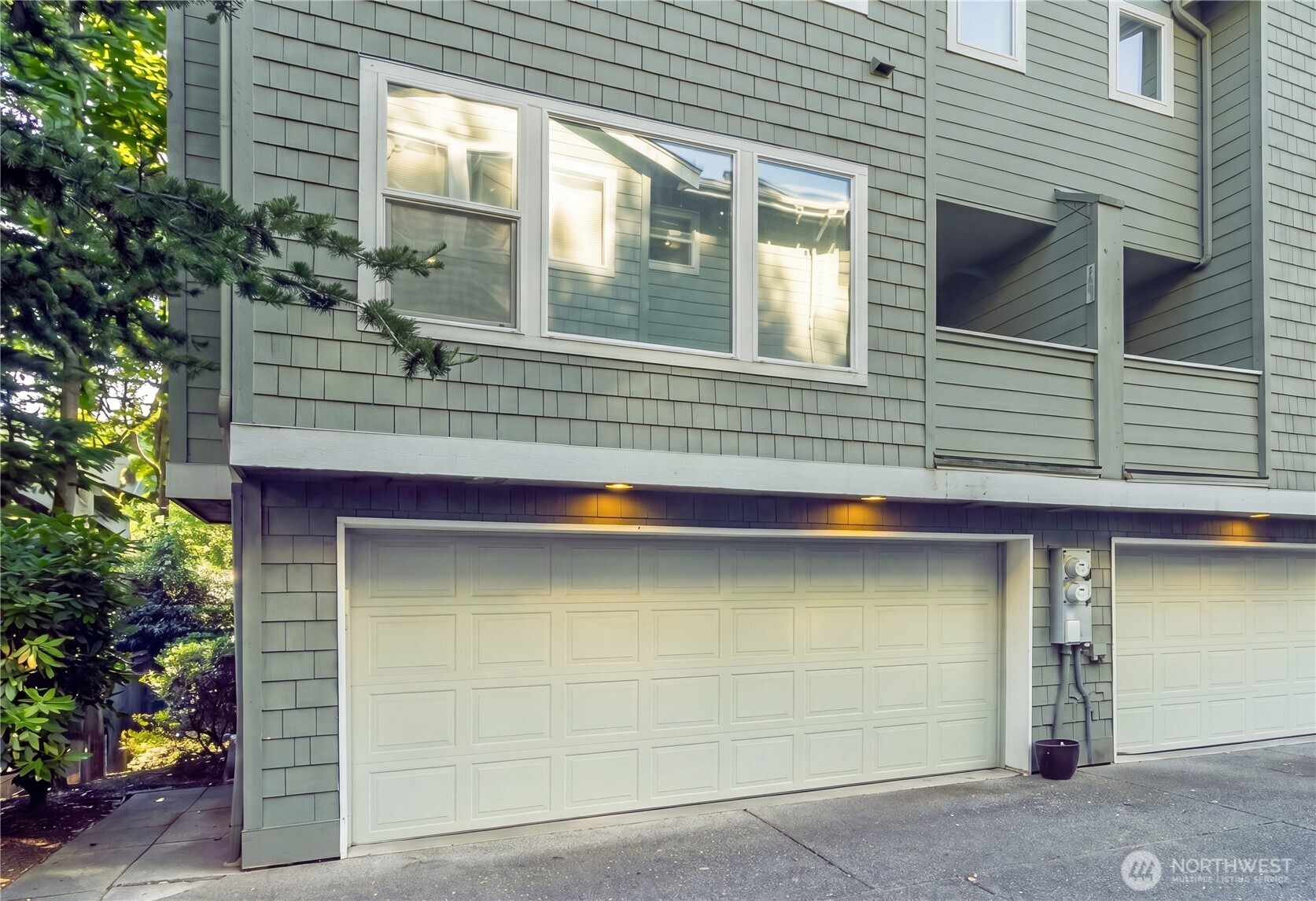 205 27th Avenue S Unit: 205