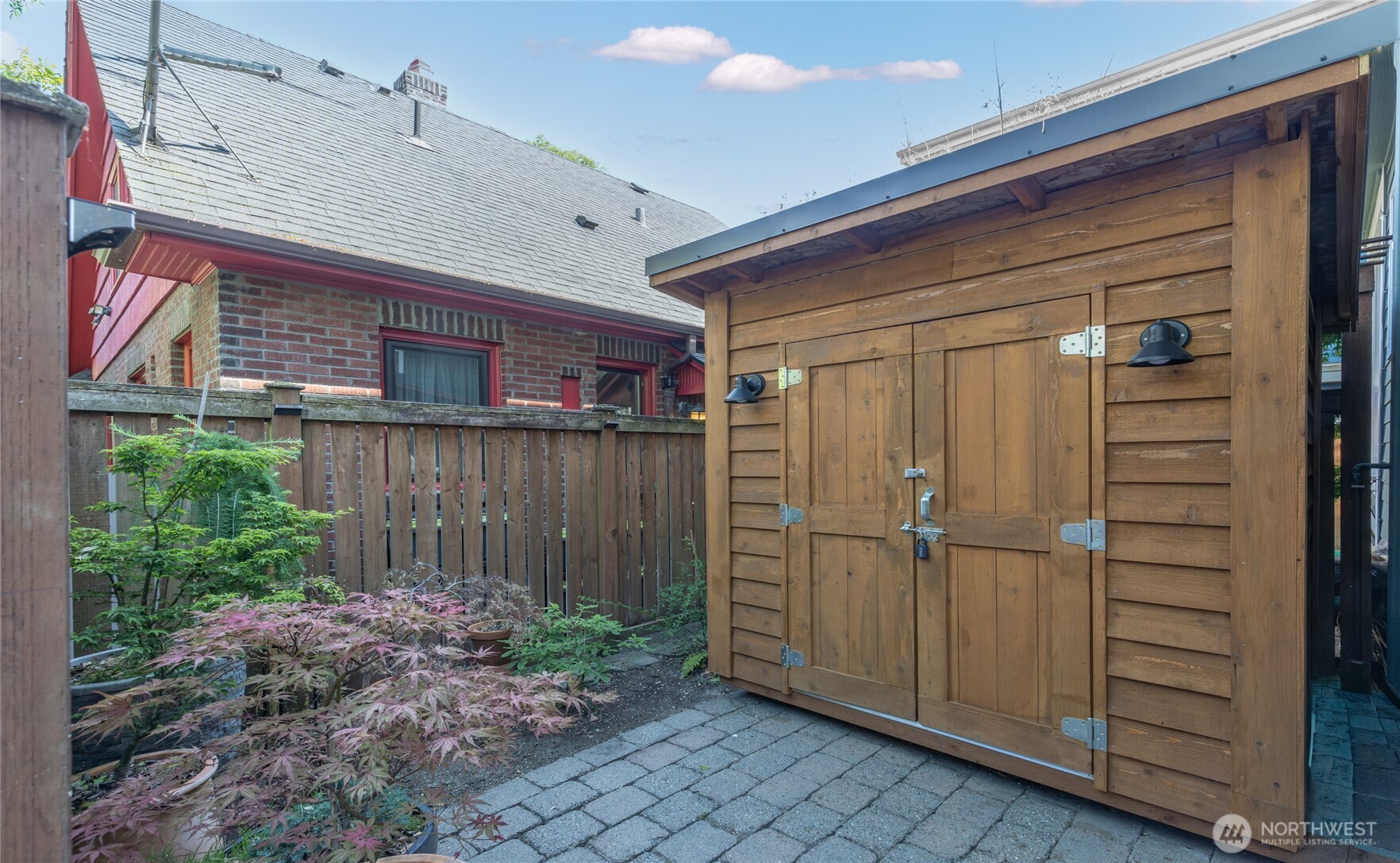 227 24th Avenue E Unit: B