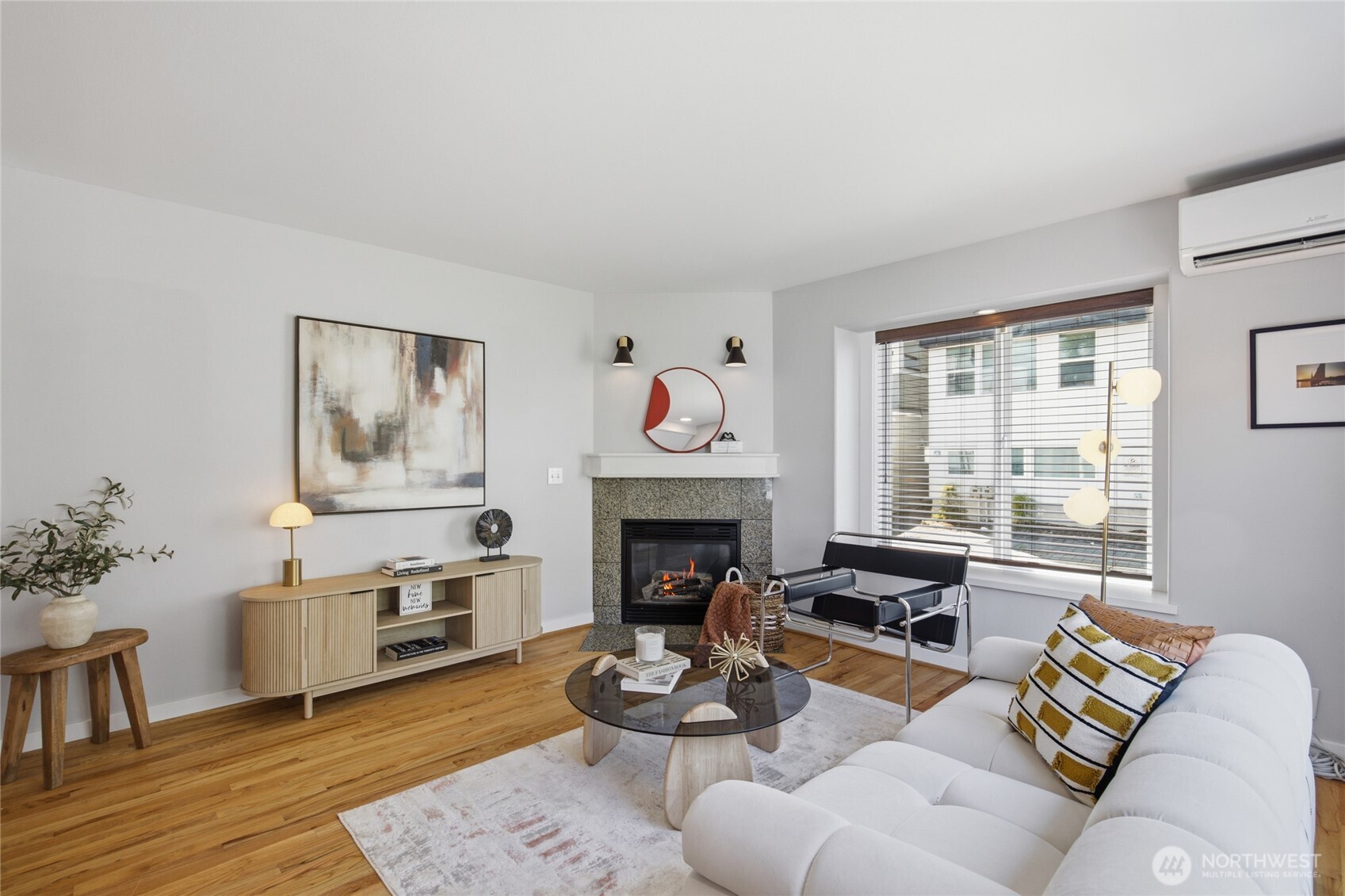 227 24th Avenue E Unit: B