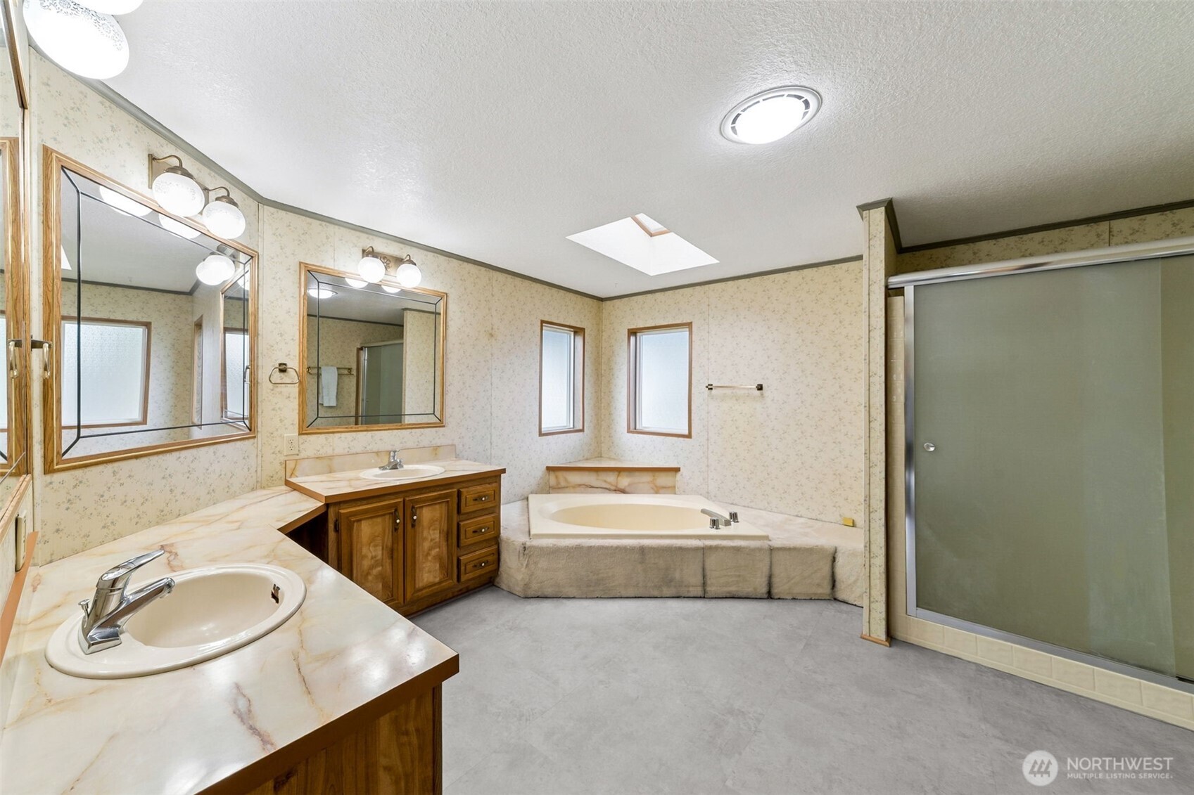 3225 M Street SE Unit: 112