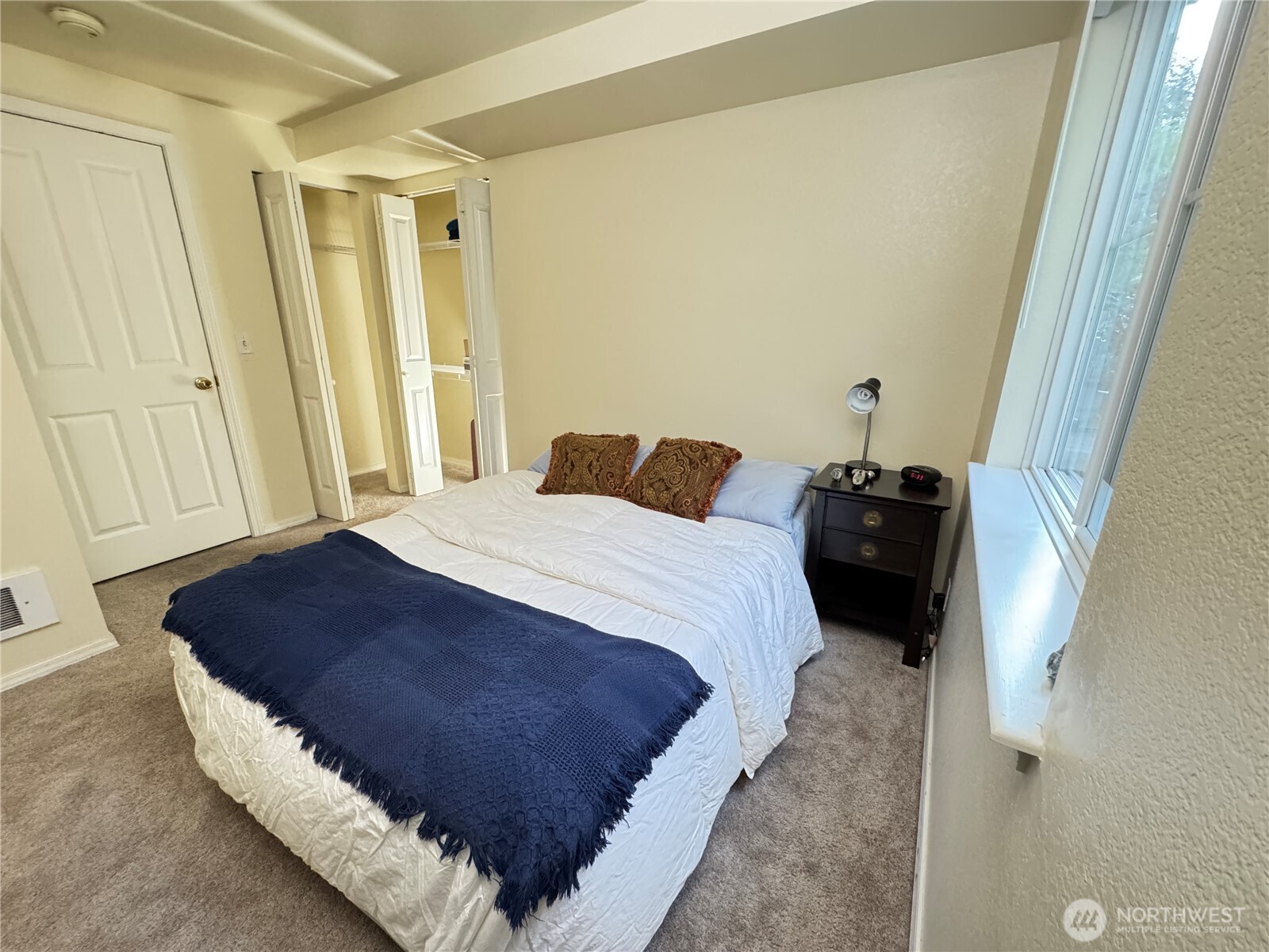 300 10th Avenue Unit: B305