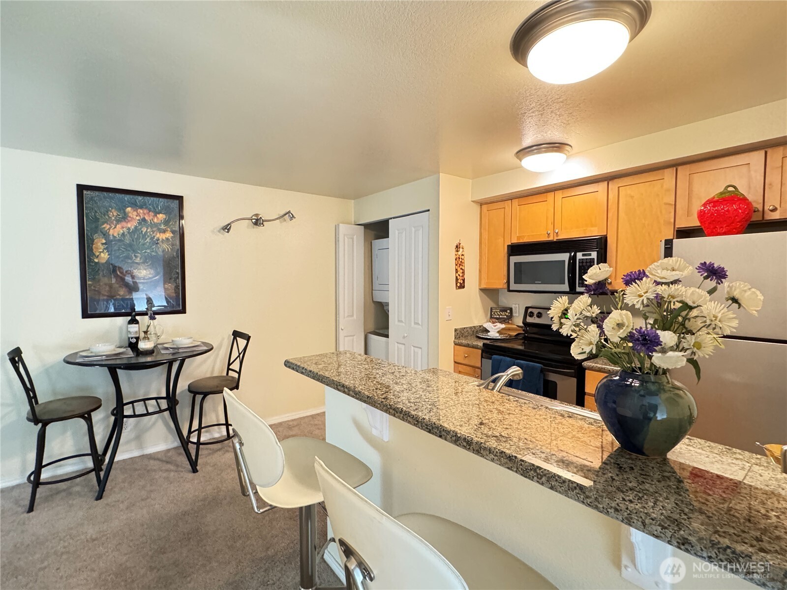 300 10th Avenue Unit: B305